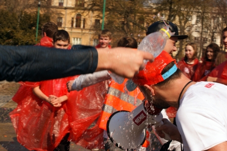 Ale nie wszyscy to usłyszeli;-) Cały megafon zalany.