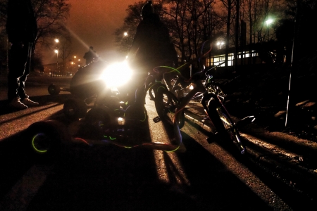 Przyozdabianie rowerków lampkami